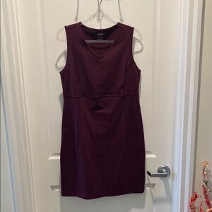 Duluth Trading Co Red Sleeveless V-neck Sheath Dress